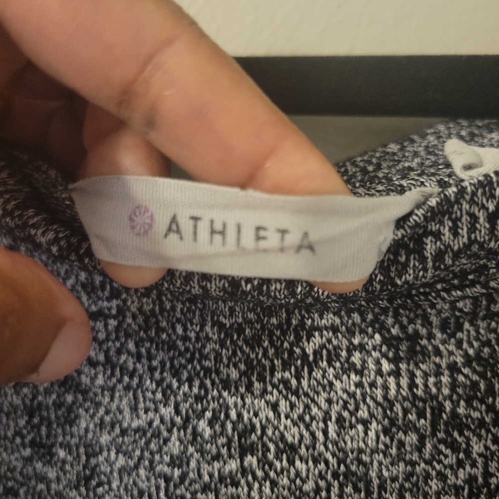Athleta Womens Long Sleeve Charcoal Gray Athletic Modal Tunic. Size L - Picture 4 of 6